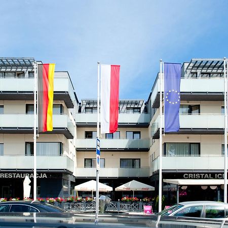 Cristal Spa Дзвиржино Екстериор снимка