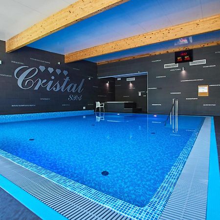 Cristal Spa Дзвиржино Екстериор снимка