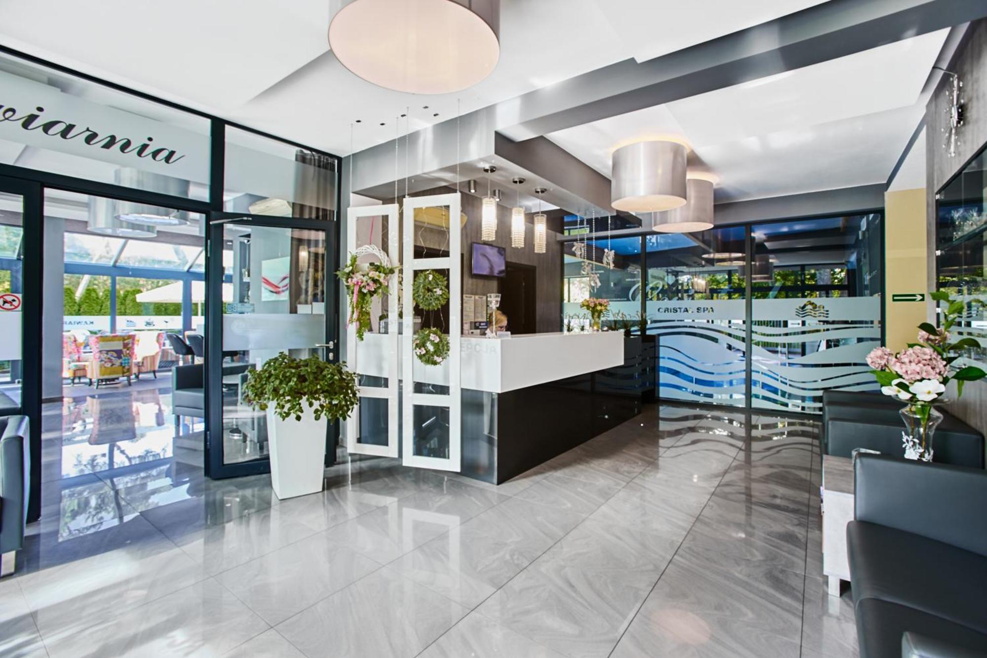 Cristal Spa Дзвиржино Екстериор снимка