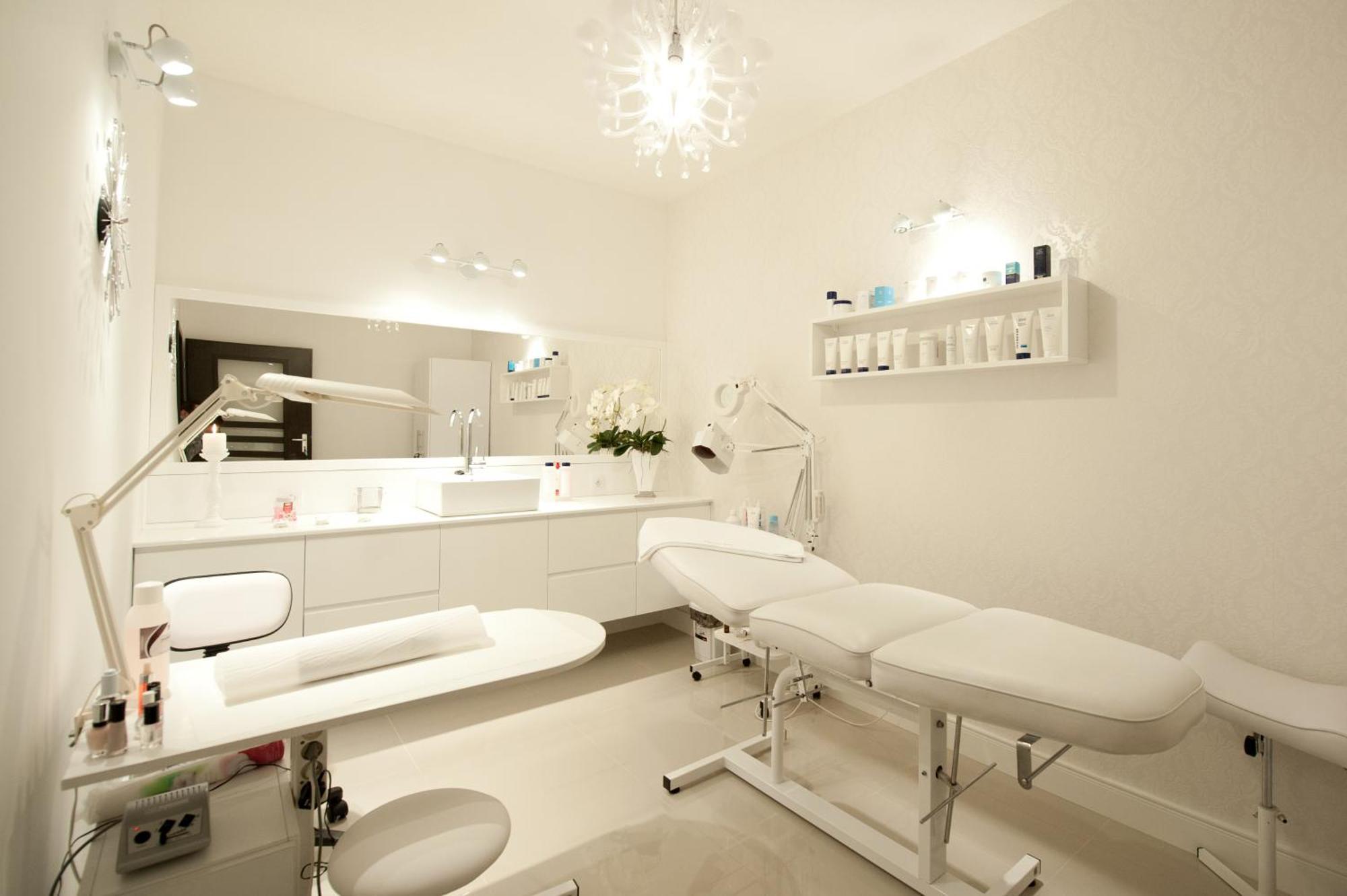 Cristal Spa Дзвиржино Екстериор снимка
